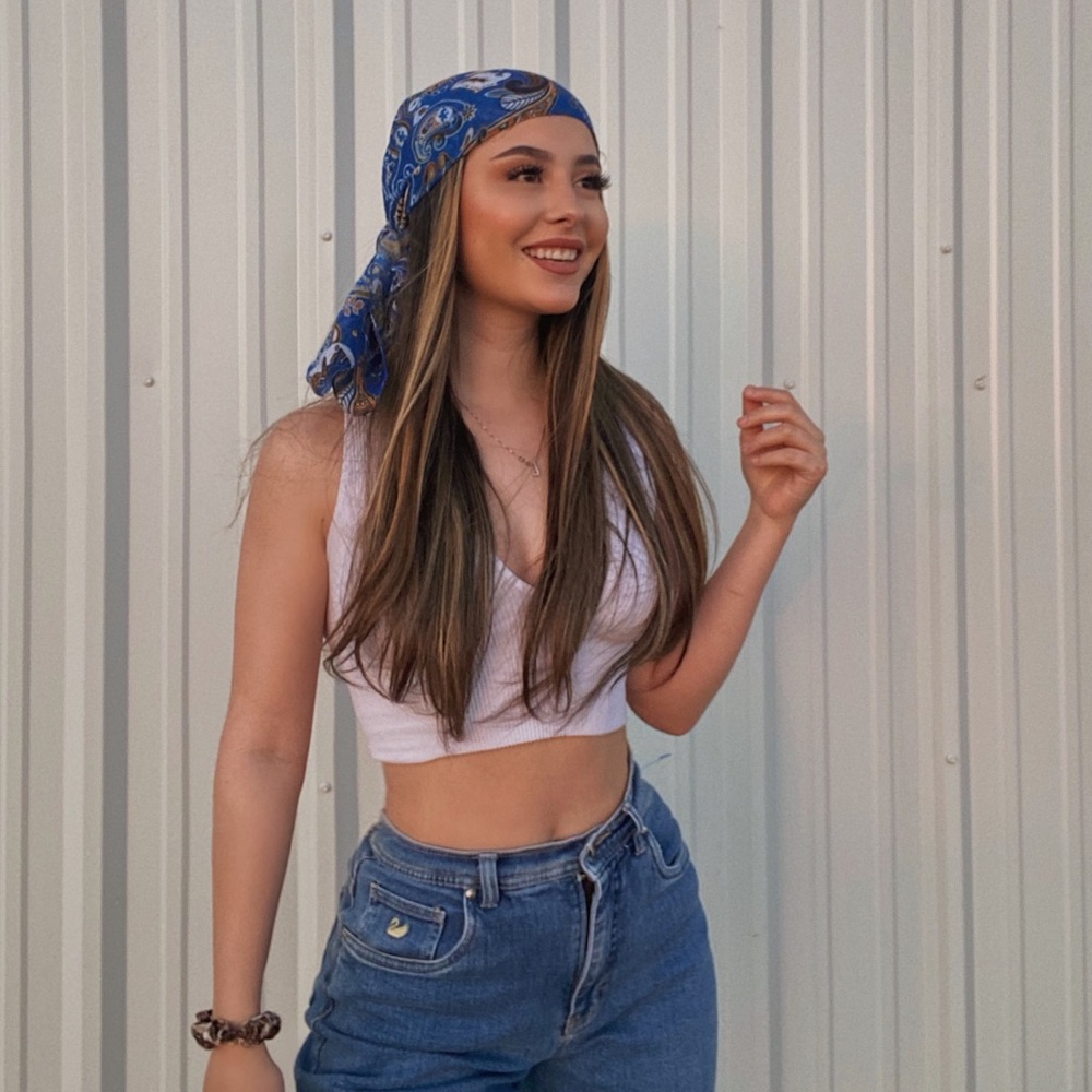 Meet your Posher, Destiny